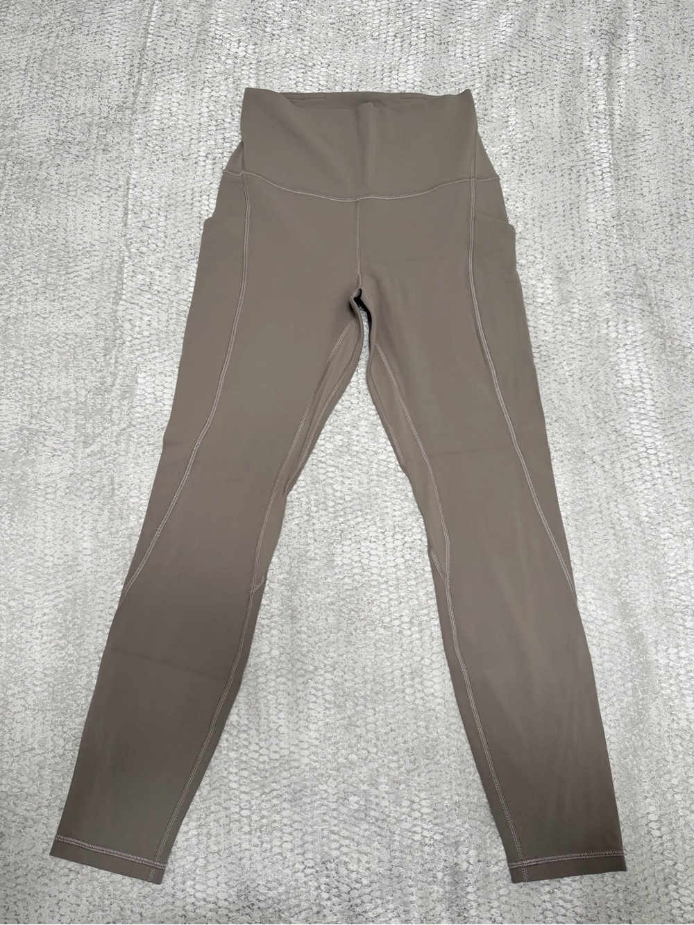 lululemon Align high-rise legging with pockets 25”